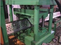 The roll forming line used for restraining dust