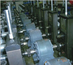 Side by side roll forming line