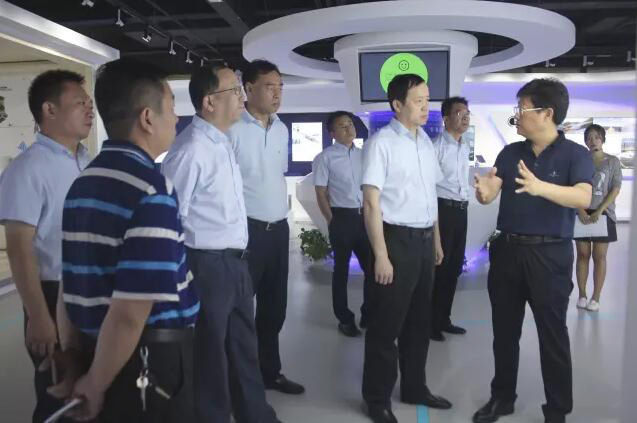 中国银行领导莅临天丰绿色装配集团考察调研